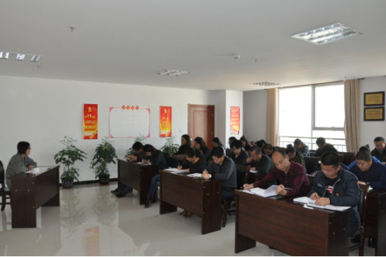 集團黨委委員、副總經(jīng)理劉玲同志宣講黨的十九大精神