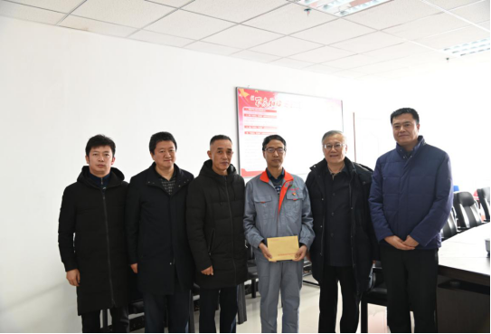 走訪慰問專家人才，為人才創(chuàng)新營造良好的環(huán)境